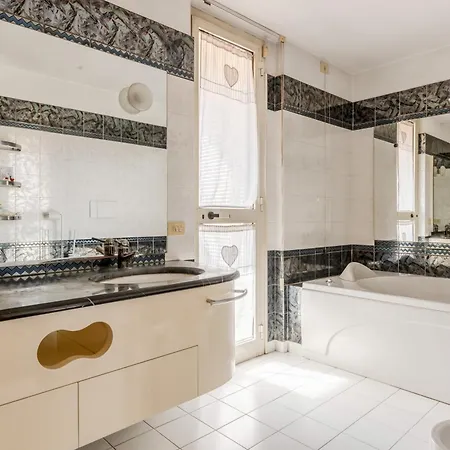 Guesthost - Tina! Appartement *