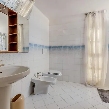 公寓 Guesthost - Tina! 维亚雷焦